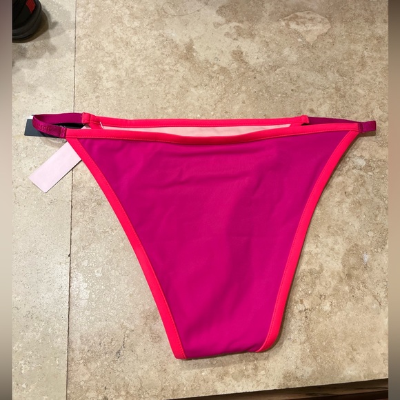 VS Swim Bikini bottom size medium NWT - Picture 2 of 4